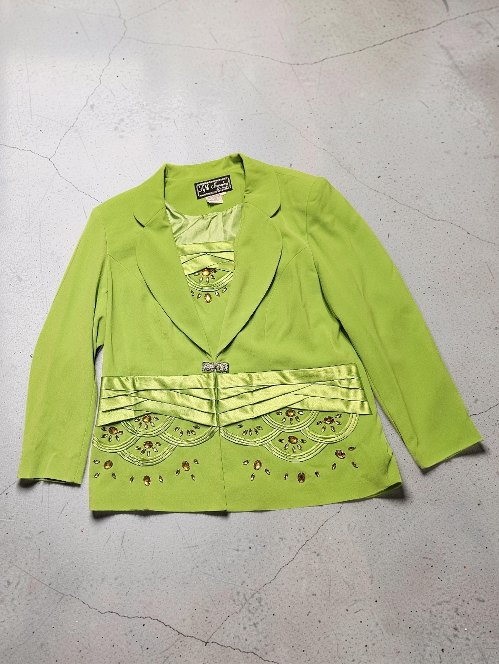 FIFTH SUNDAY Lime Green Embellished Women's Blazer. Size 16.Excellent  Condition